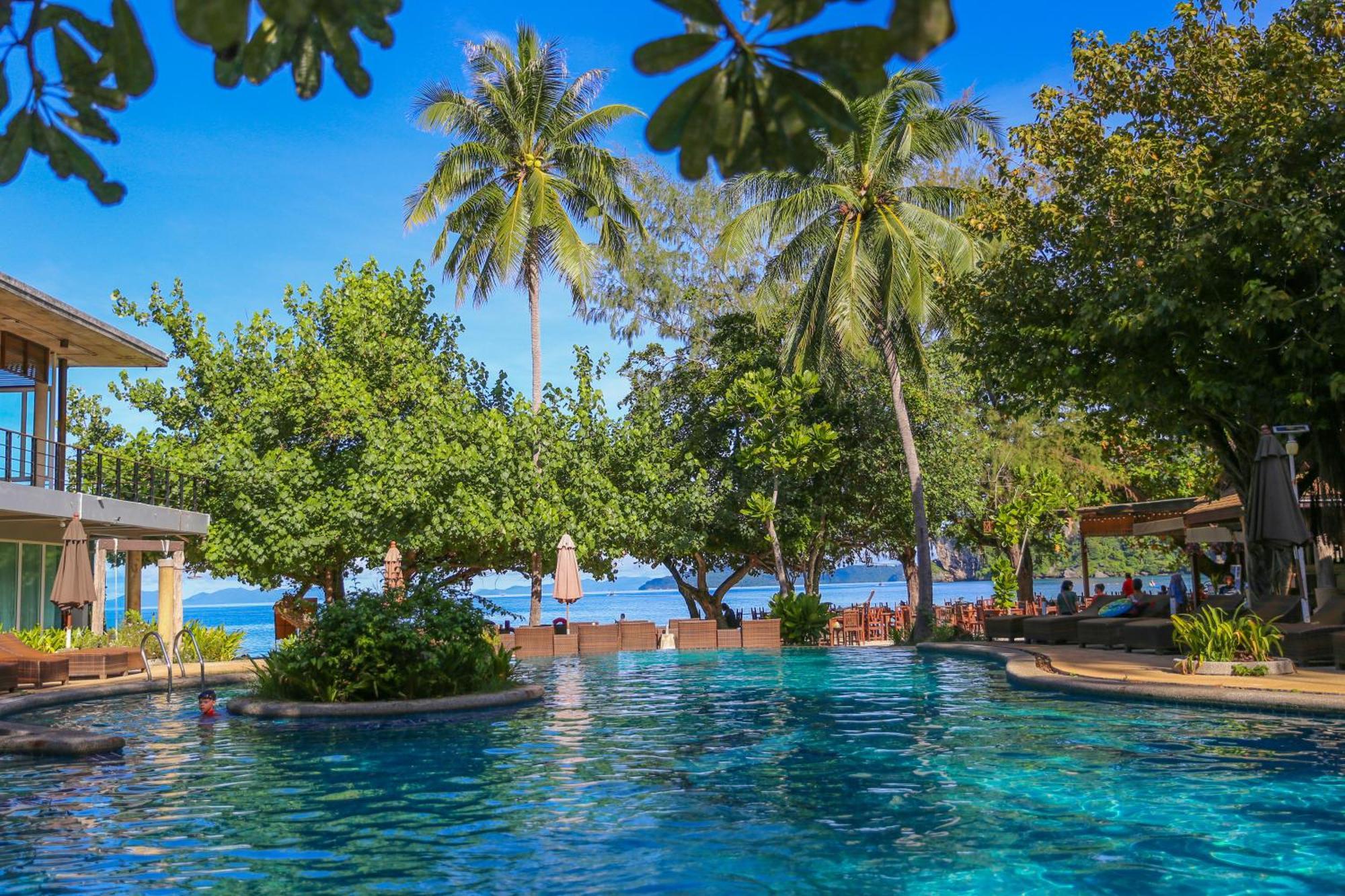 Sand Sea Resort Райли Бийч Екстериор снимка